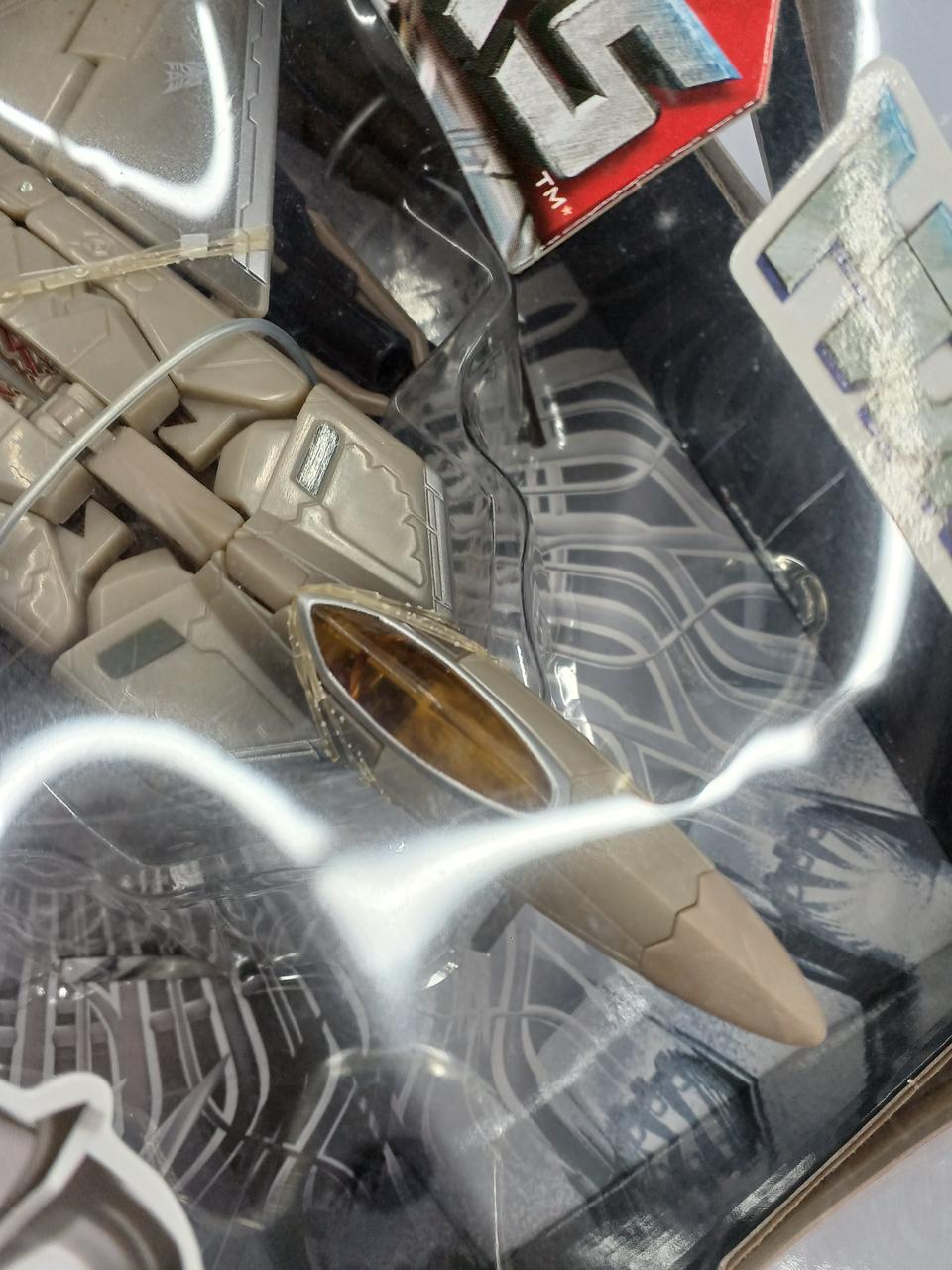 本体をとめてるテープに劣化あり