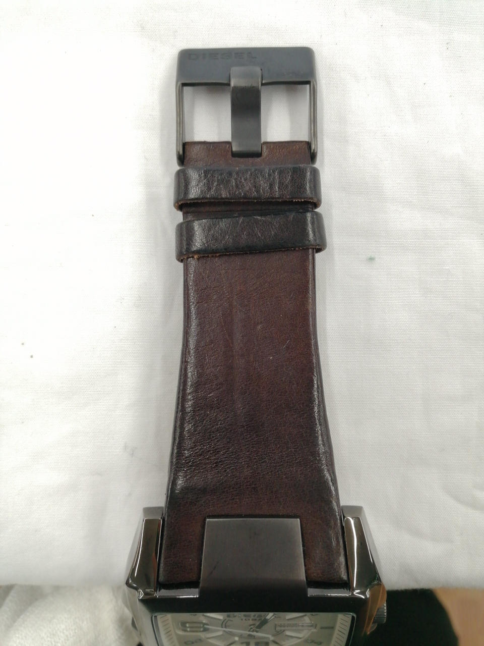 ベルト部分傷あり