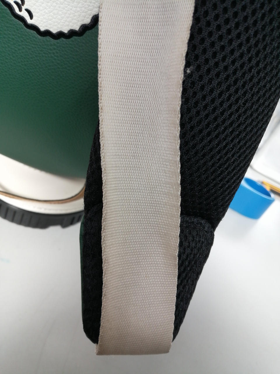 黄ばみ汚れあり