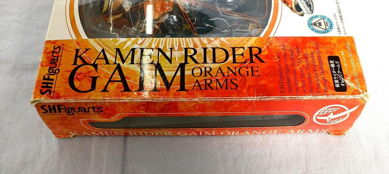 お箱破れ、汚れ、スレなどあります。