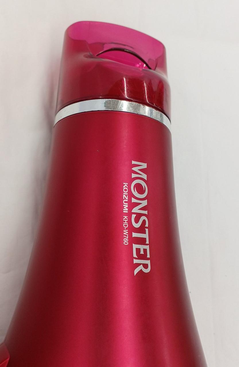 本体に、傷あり。