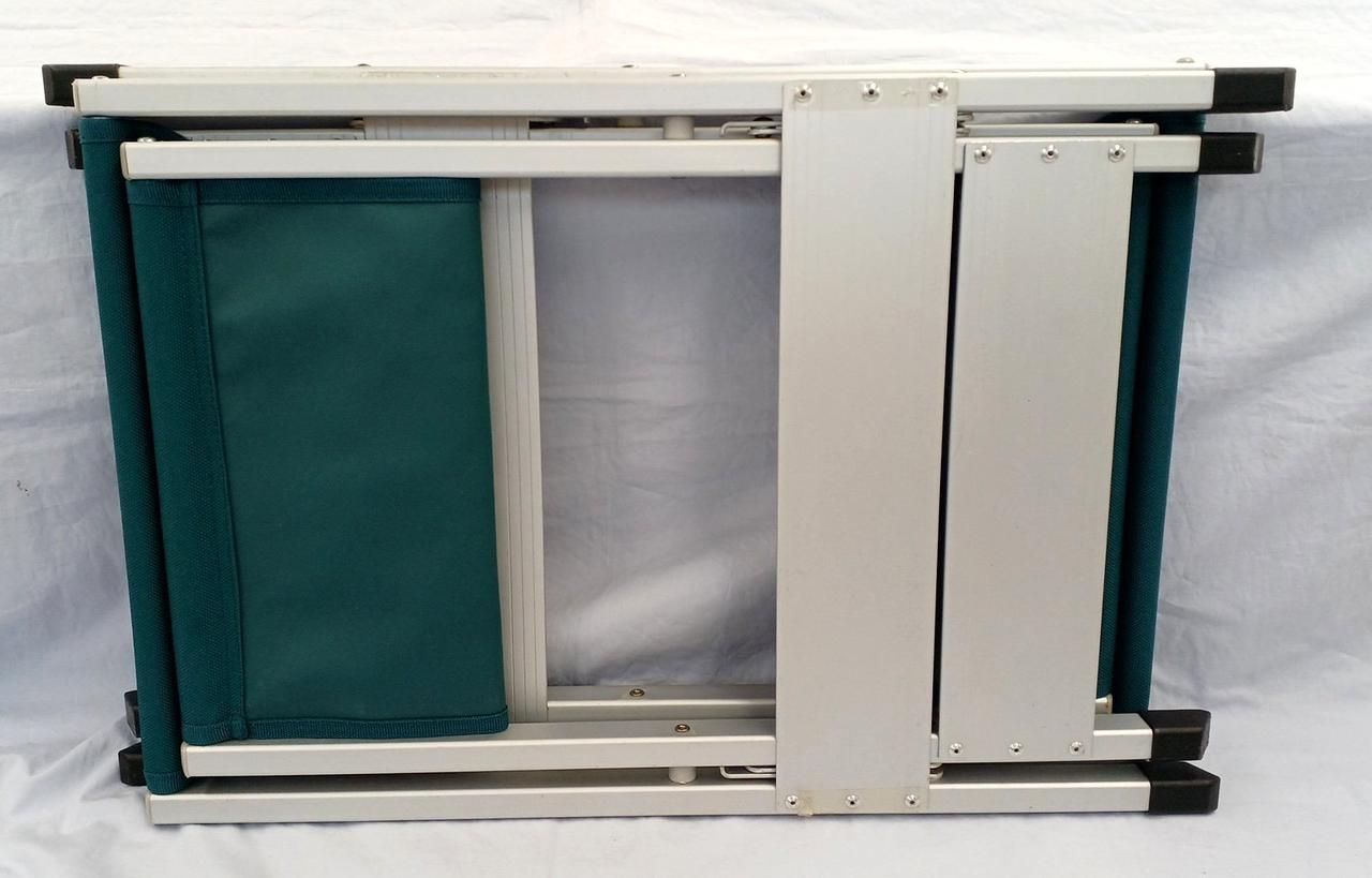 セットの椅子です。