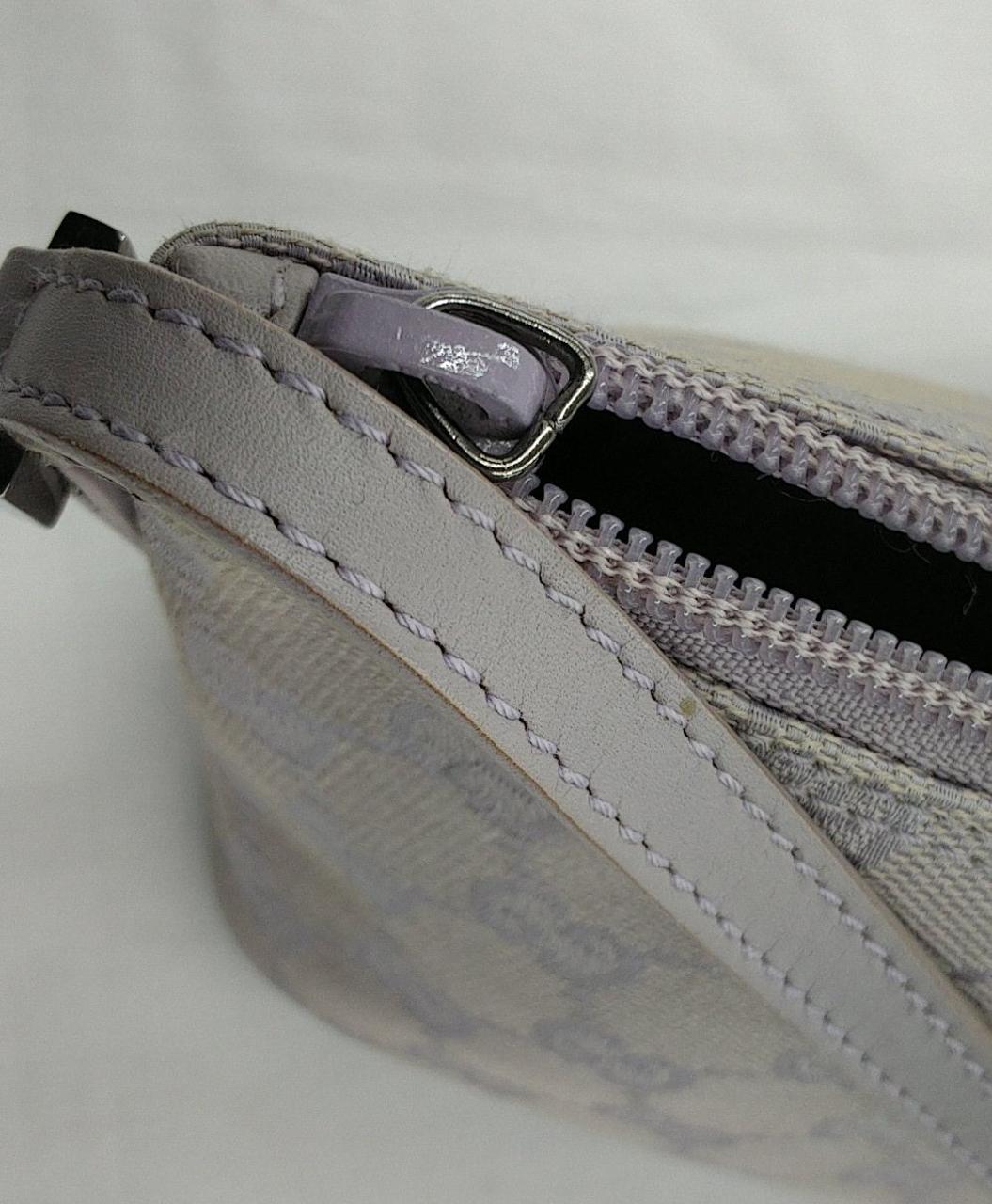 ファスナー部分欠品あり