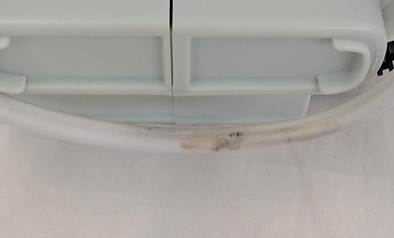 コードお汚れあります