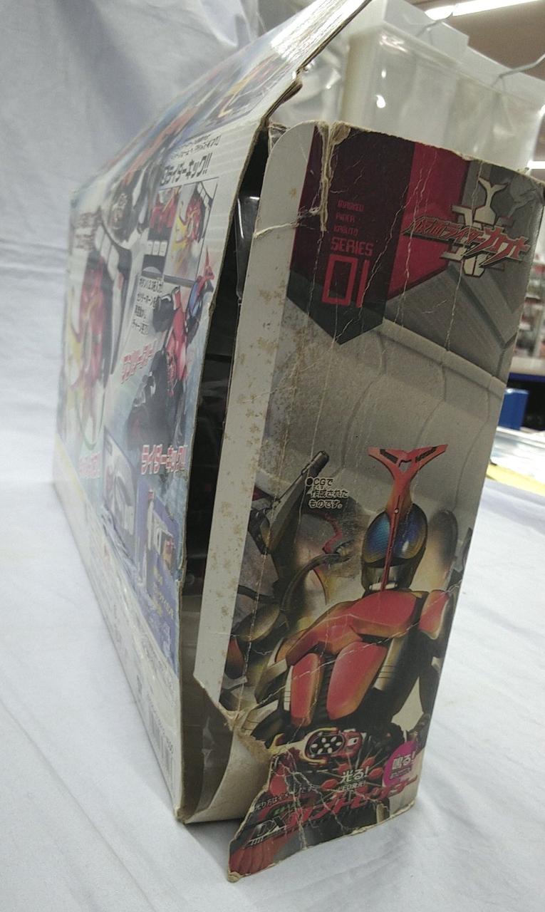 箱、汚れ破れあり