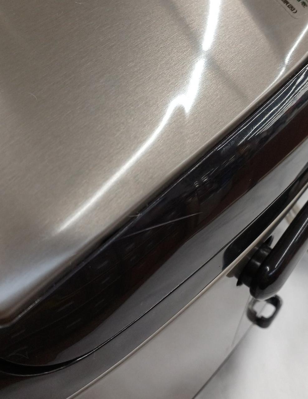 キズあります。