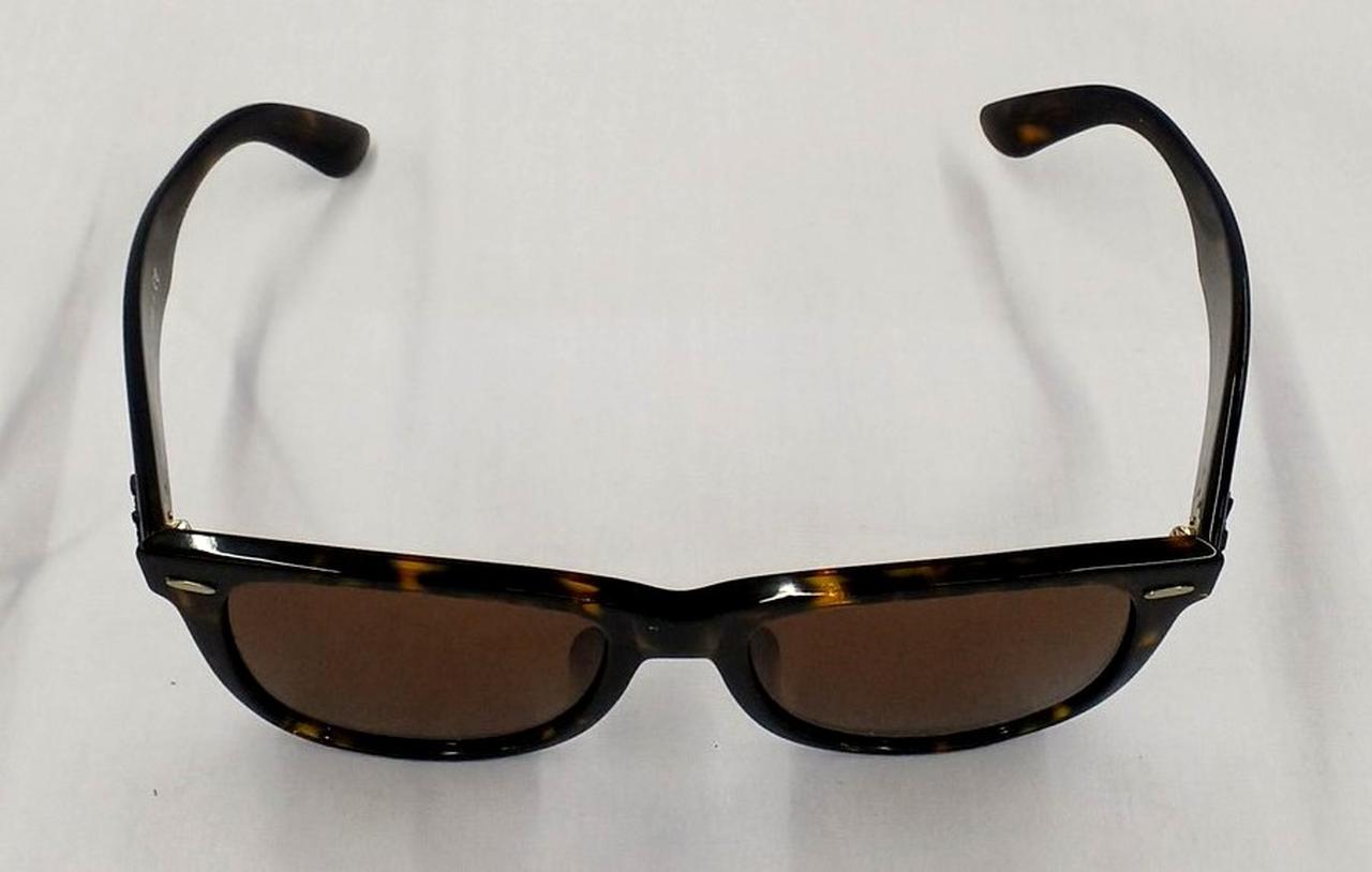 テンプル変形あります。