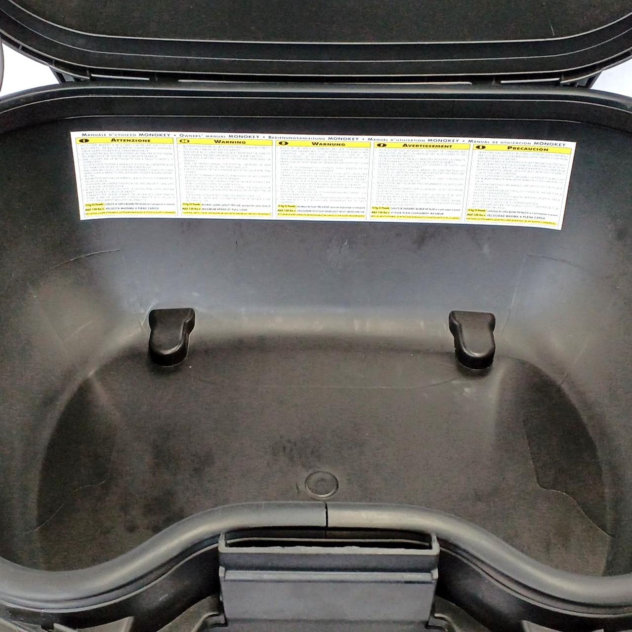 内側少し汚れあり