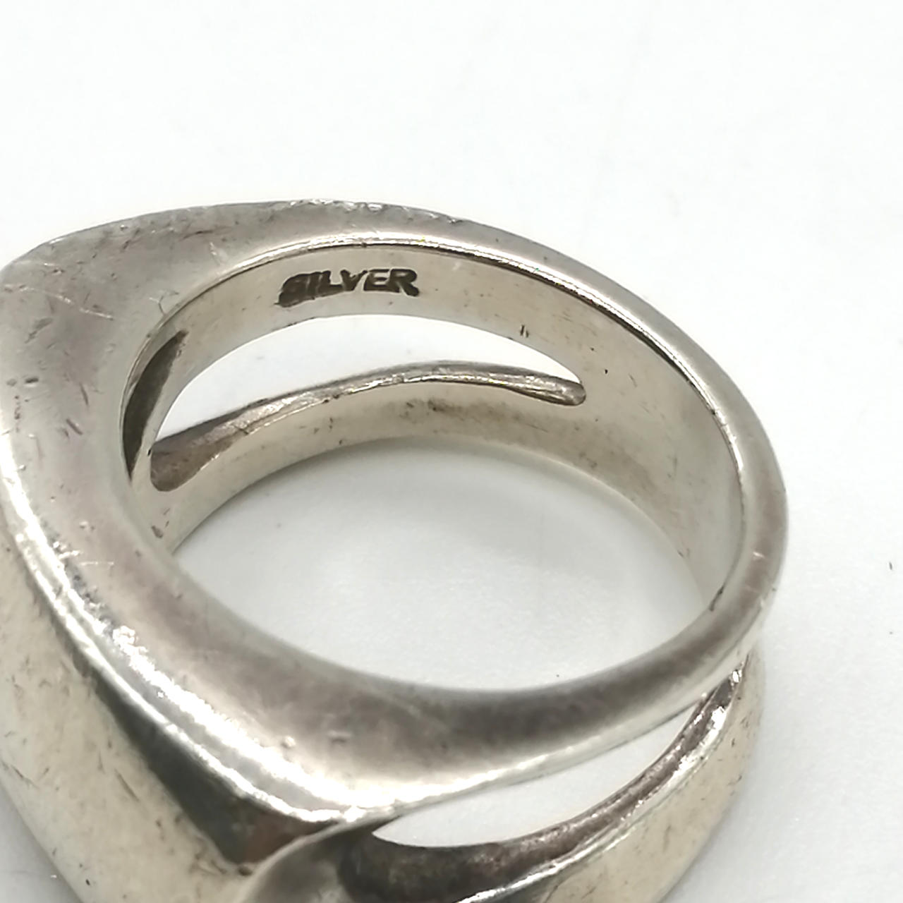 SILVER と表記あり
