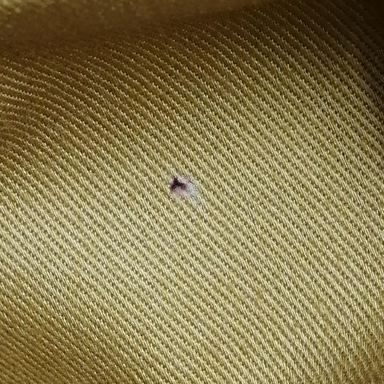 穴が空いています