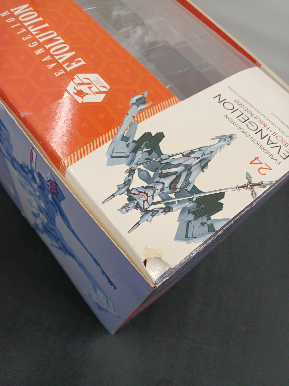 箱破れ有ります。