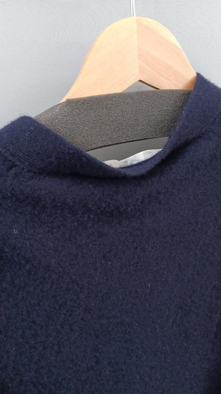 襟伸びています