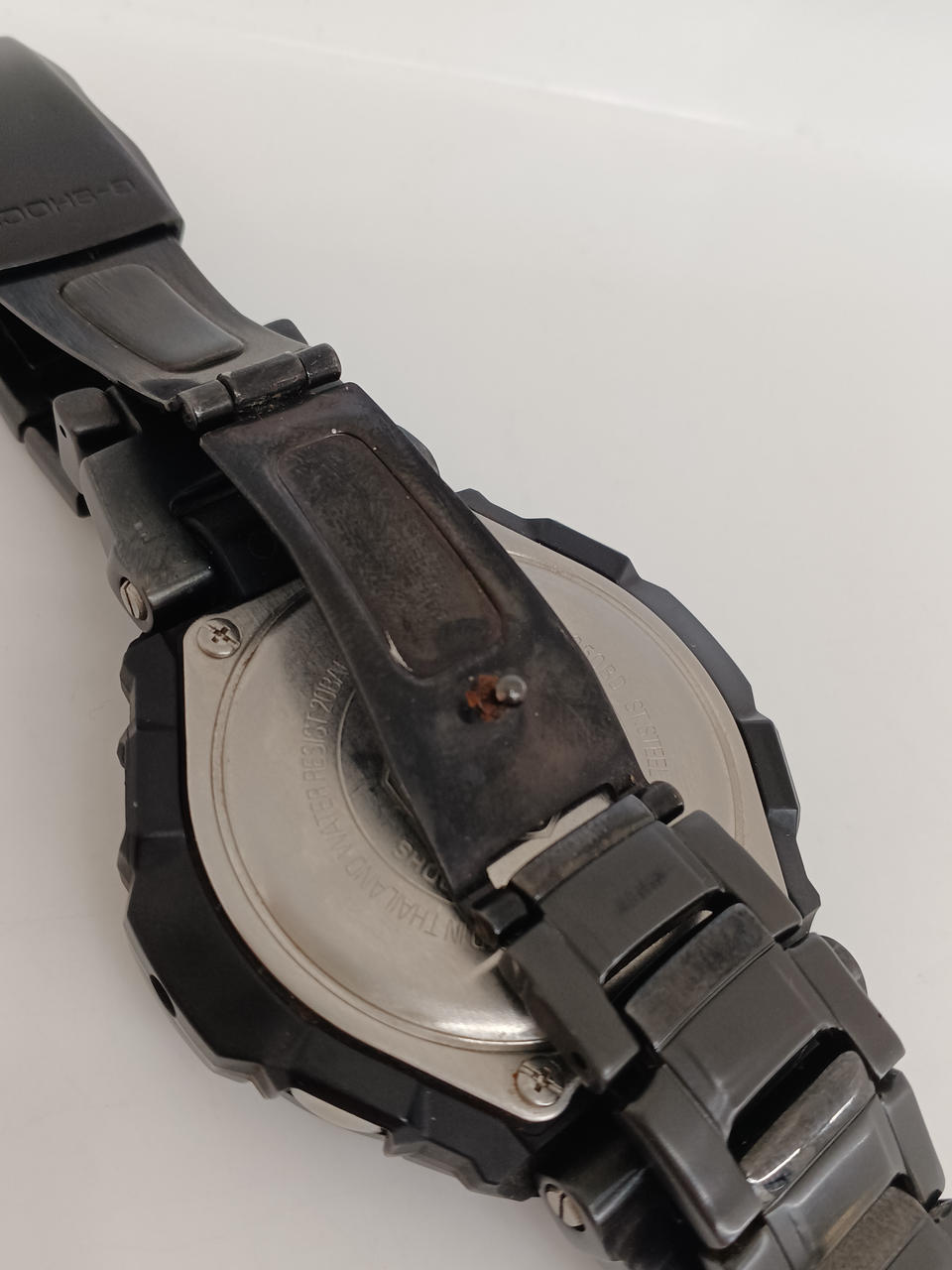 とめ具部分サビあり