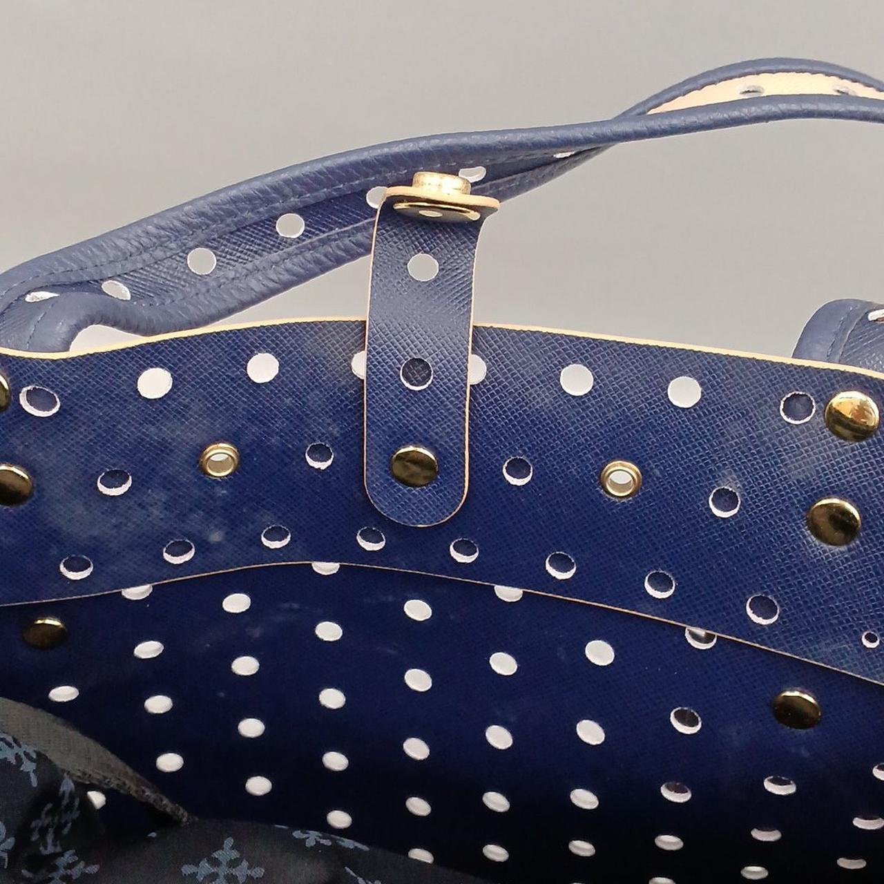 カビのようなヨゴレ有り