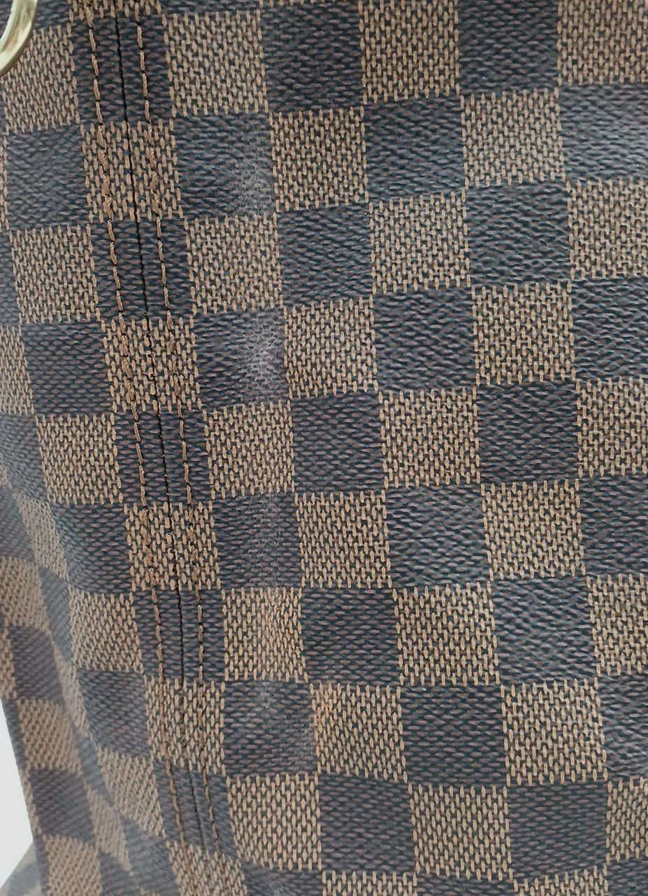 このようにスレています。