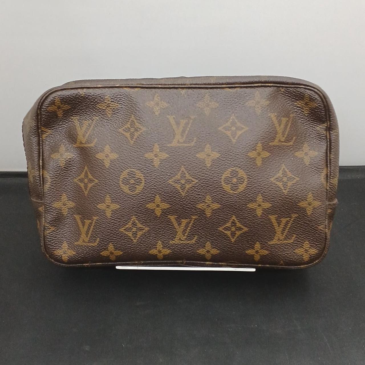 【美品】ルイヴィトン　トゥルーストワレット 美品 LOUIS VUITTON モノグラム トゥルーストワレット クラッチ