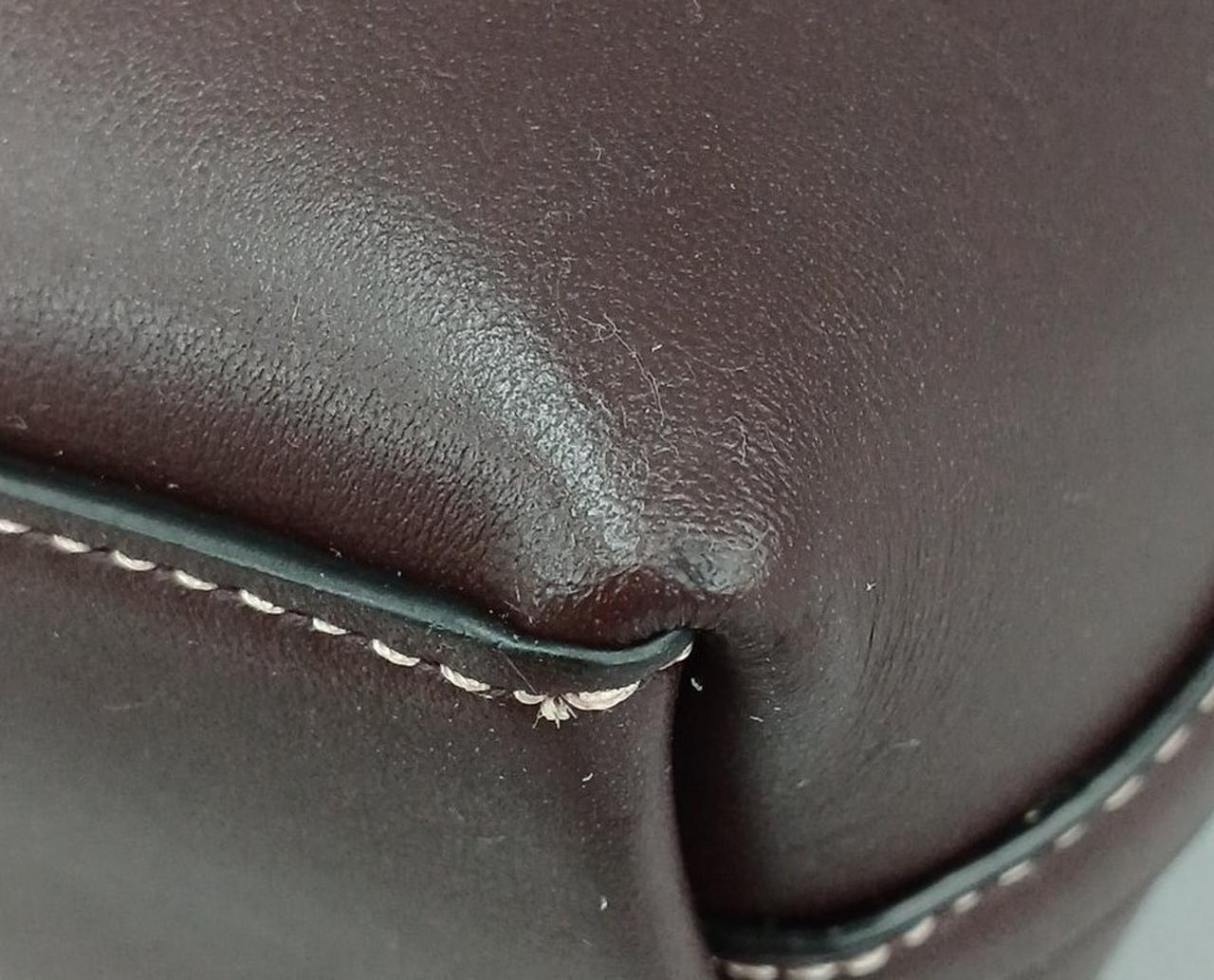 この箇所のみ、若干ベタつき有り