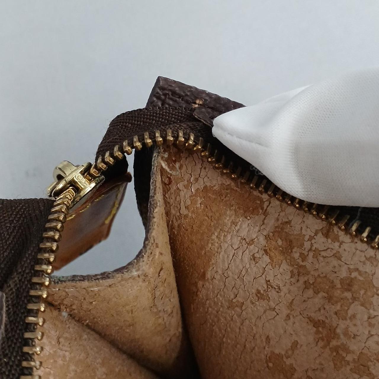 シリアルナンバー剥がれかけています。