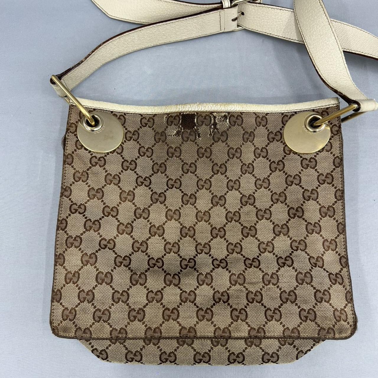 全体的にベタつき有り