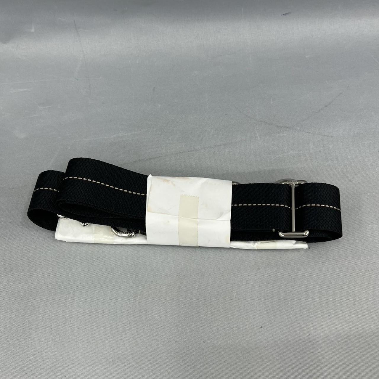 ショルダーストラップ