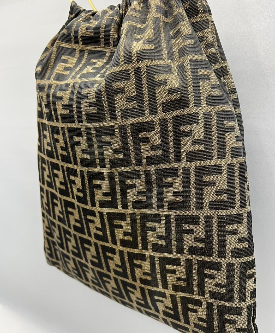 変色しています。