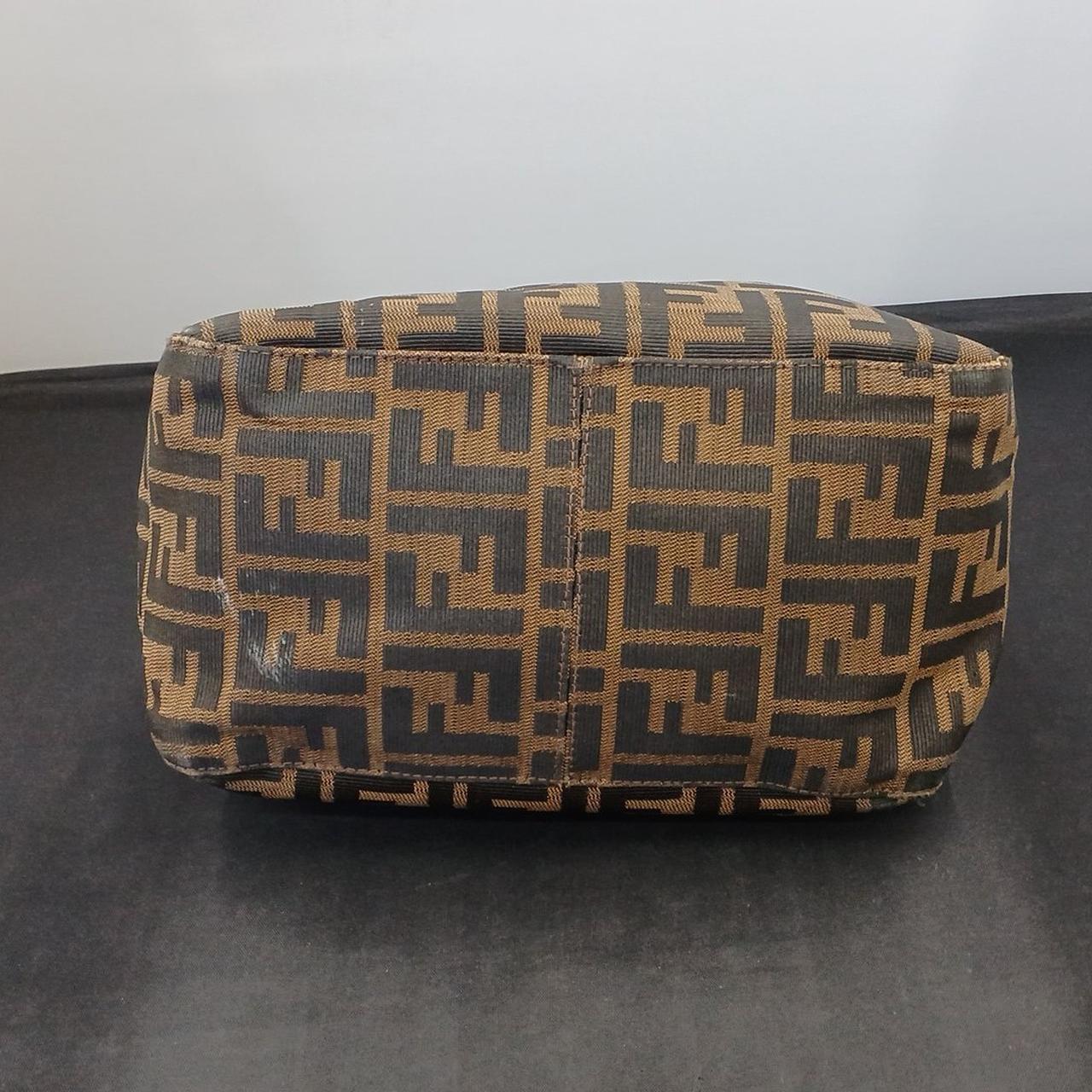 ヨゴレ、角スレ(破れ)有り