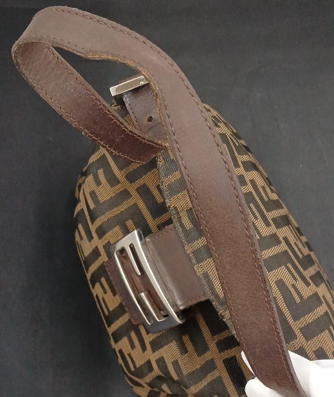 革ヨゴレ、イタミ有り