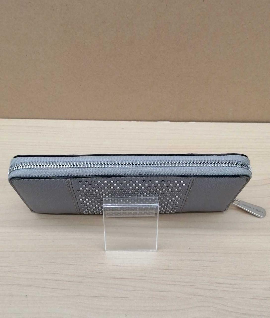 ファスナー周り若干汚れあり