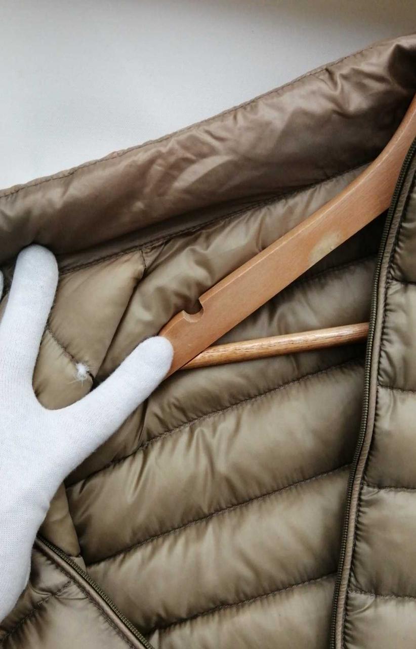 色あせ、穴有り