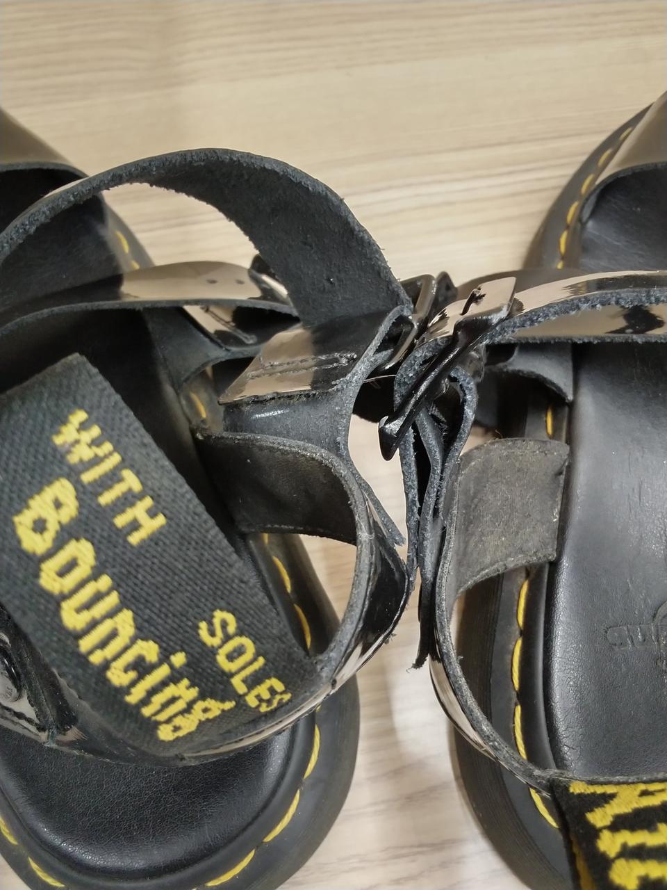 割れがあります