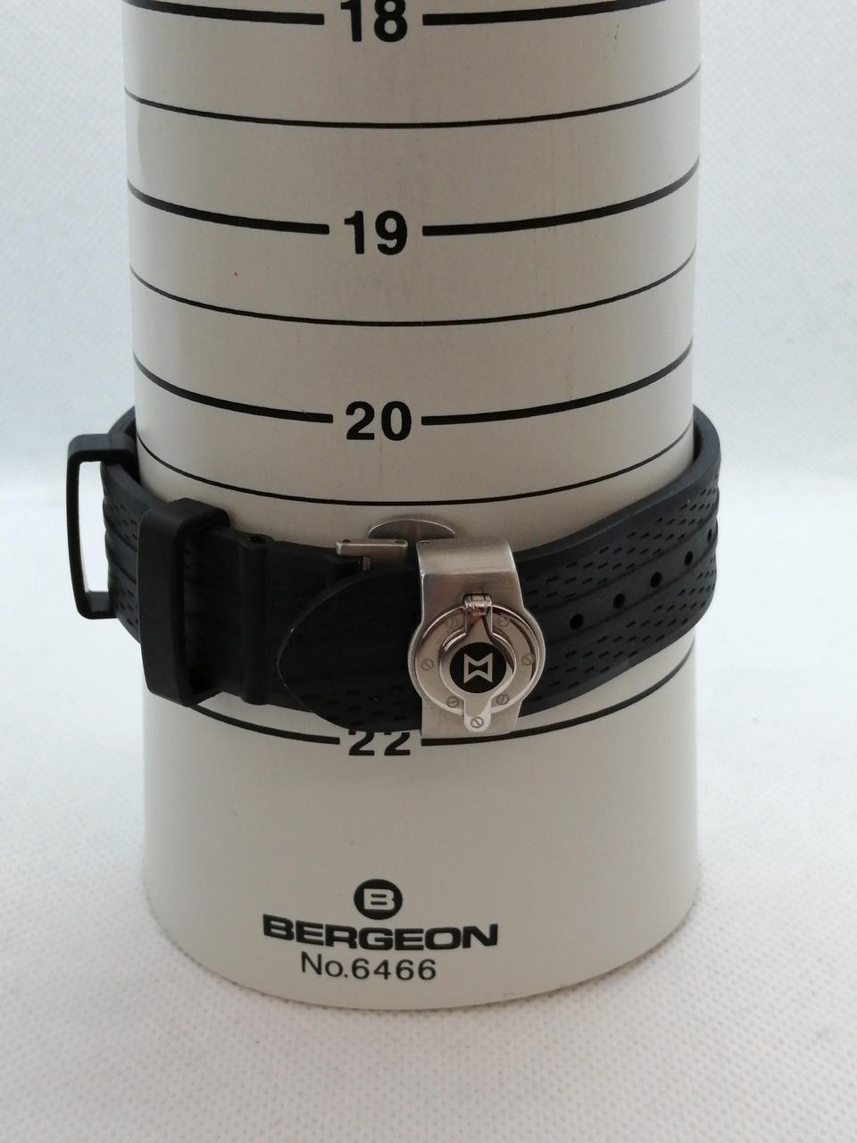 バンドサイズ約21.5cm