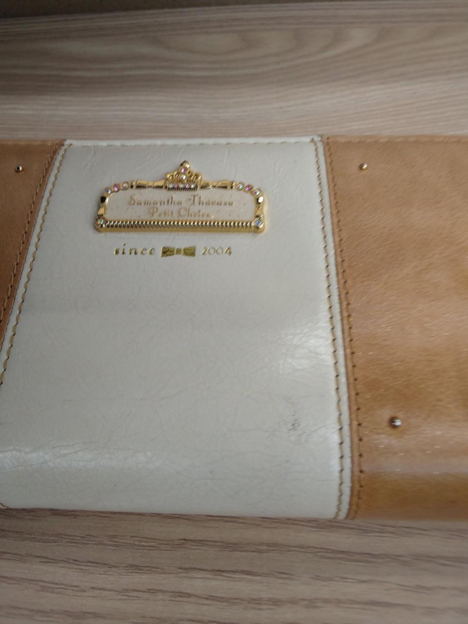 キズ汚れ、あります。