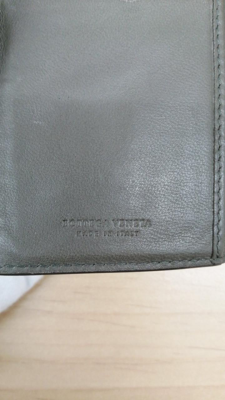 BOTTEGA VENETA グレー 二つ折り財布 BOTTEGA VENETA ボッテガヴェネタ 2つ折り財布 小銭入れ付き