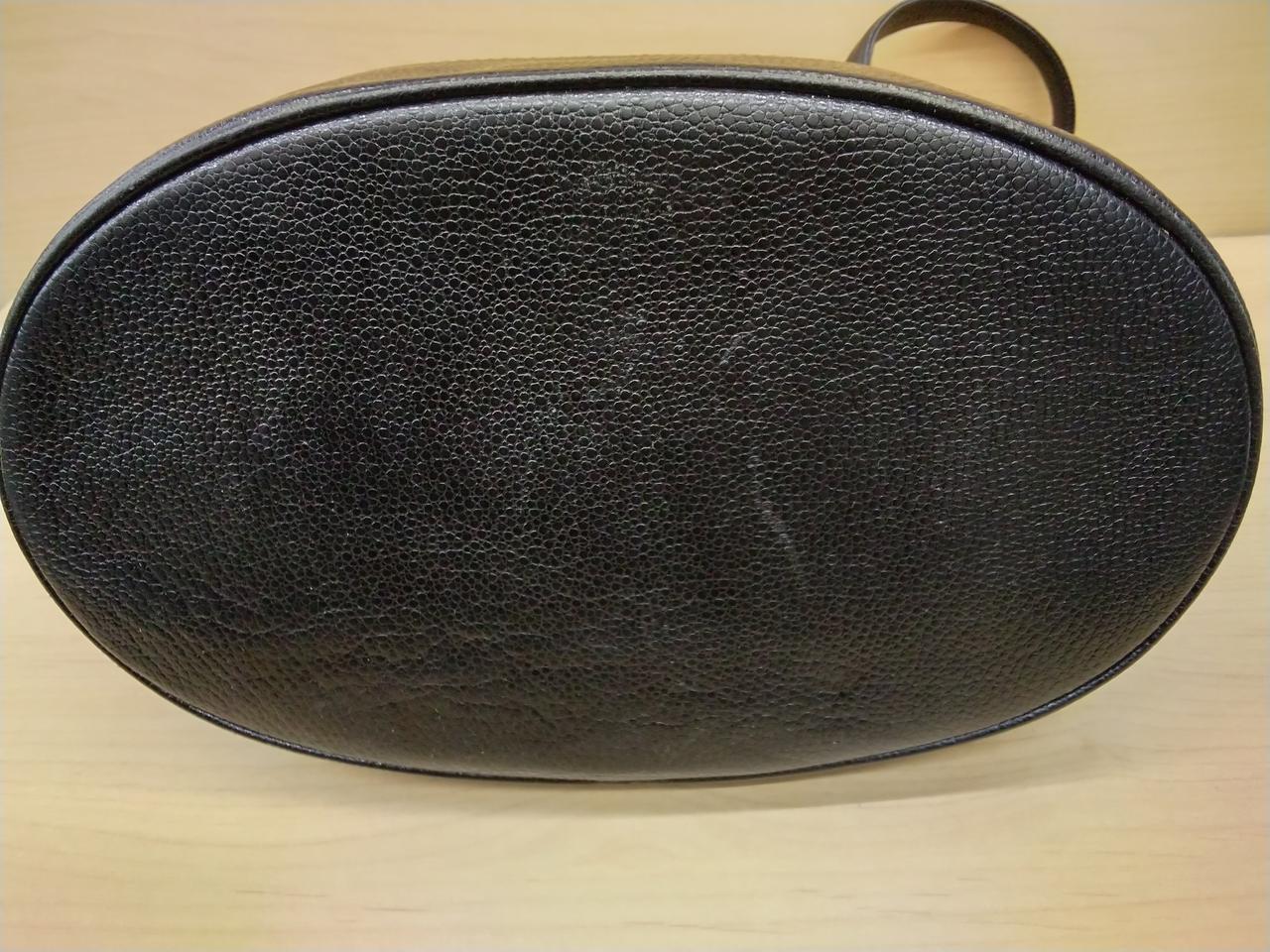 底裏面に汚れ有ります