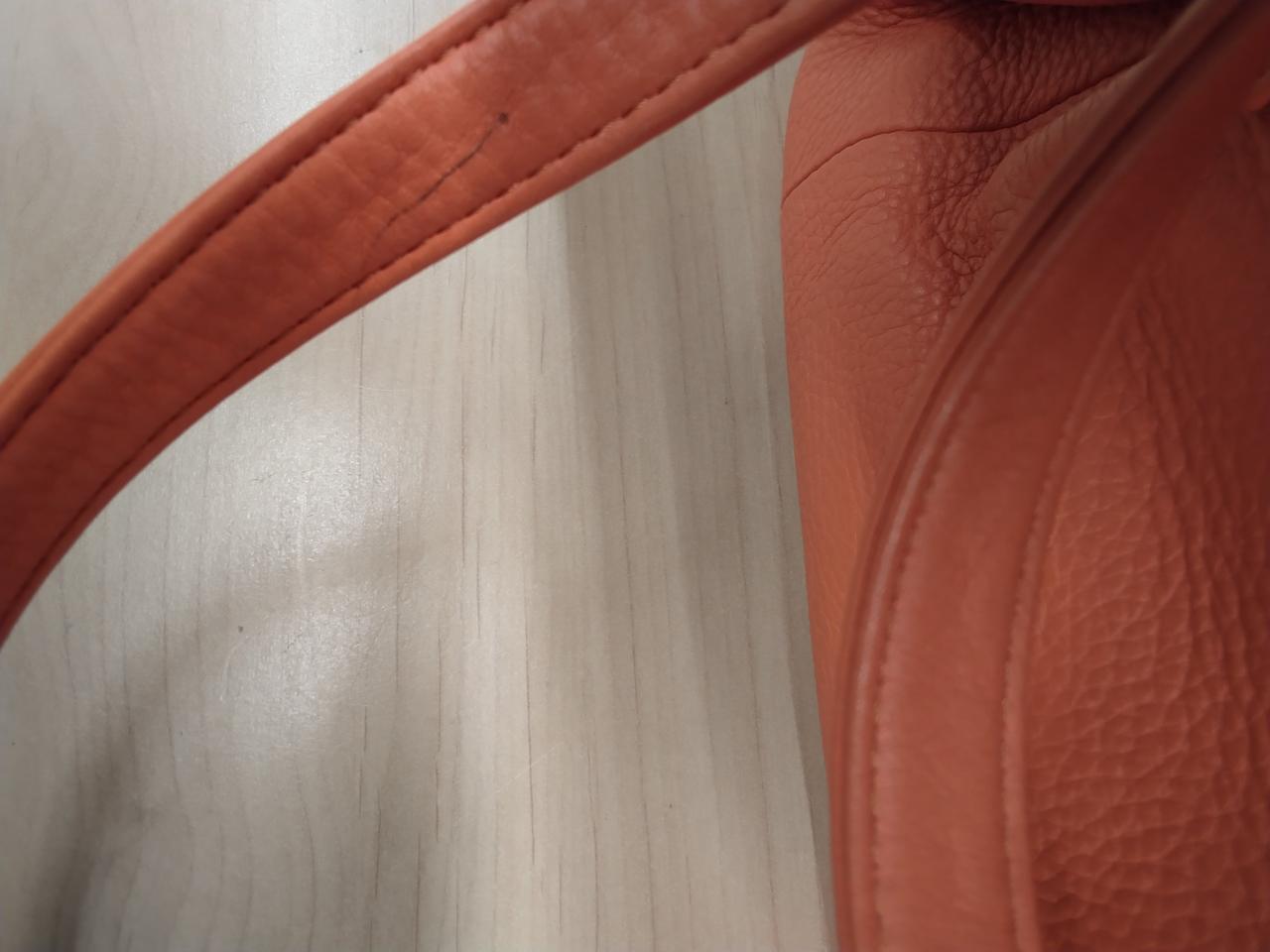 持ち手の内側に汚れ有ります