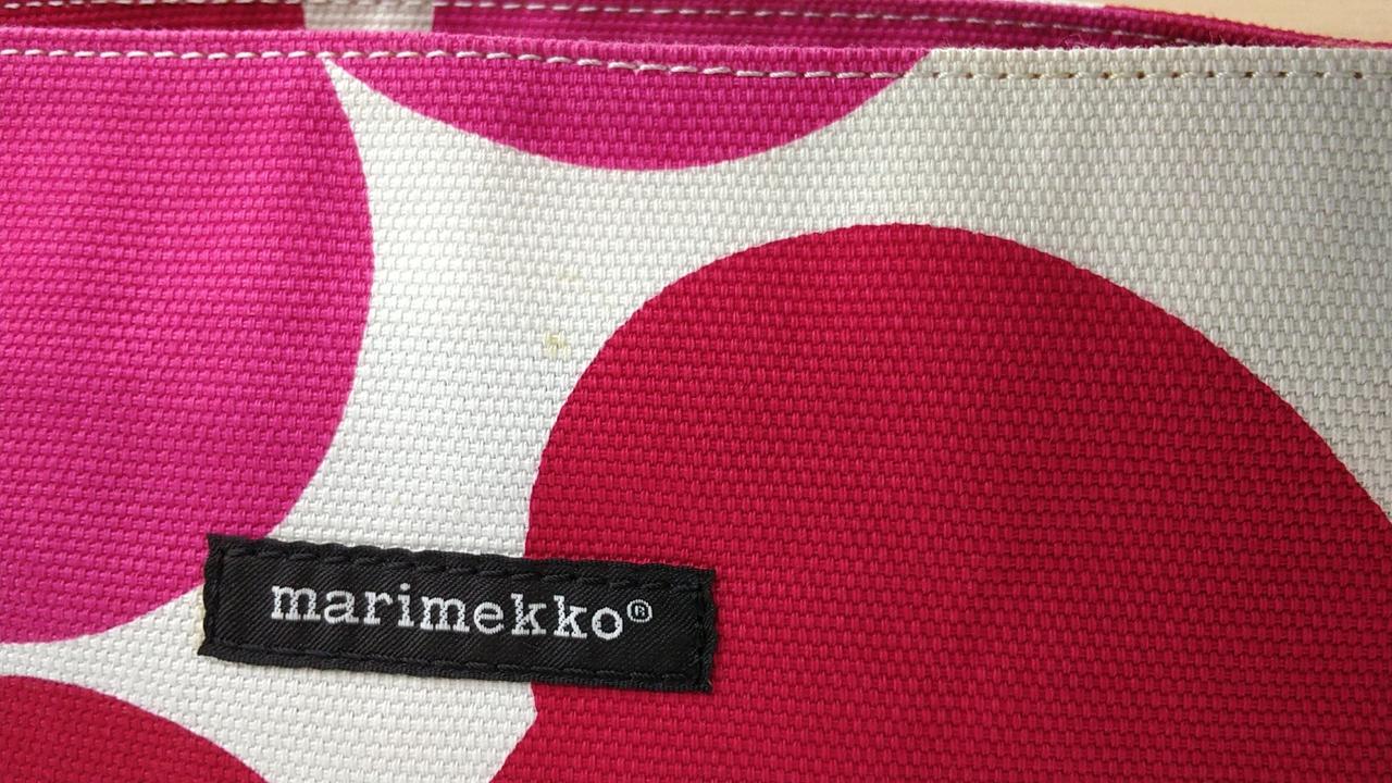 小さいシミあり