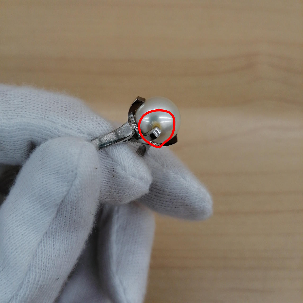 黄ばみ(キズ？)有り