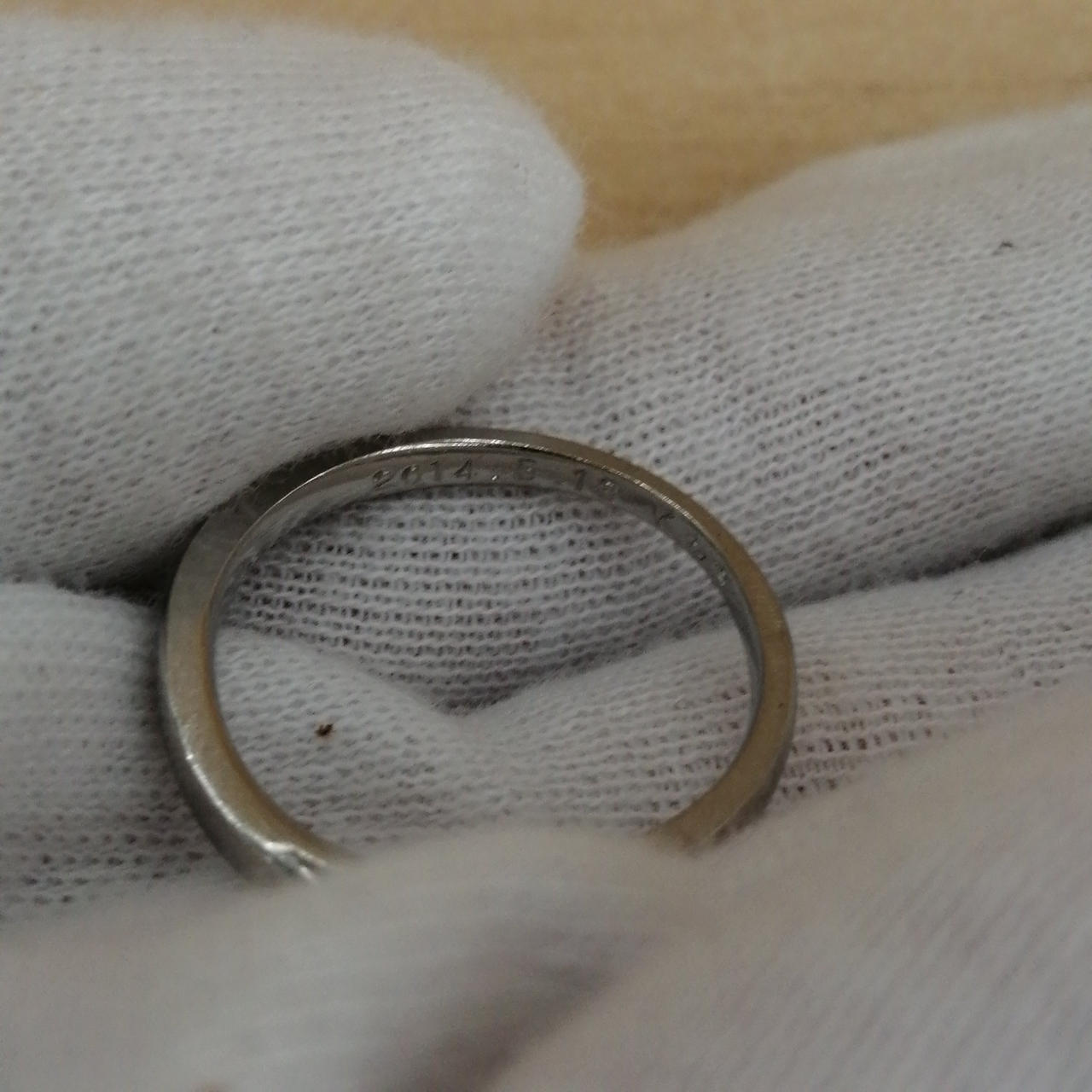 日付、イニシャル刻印