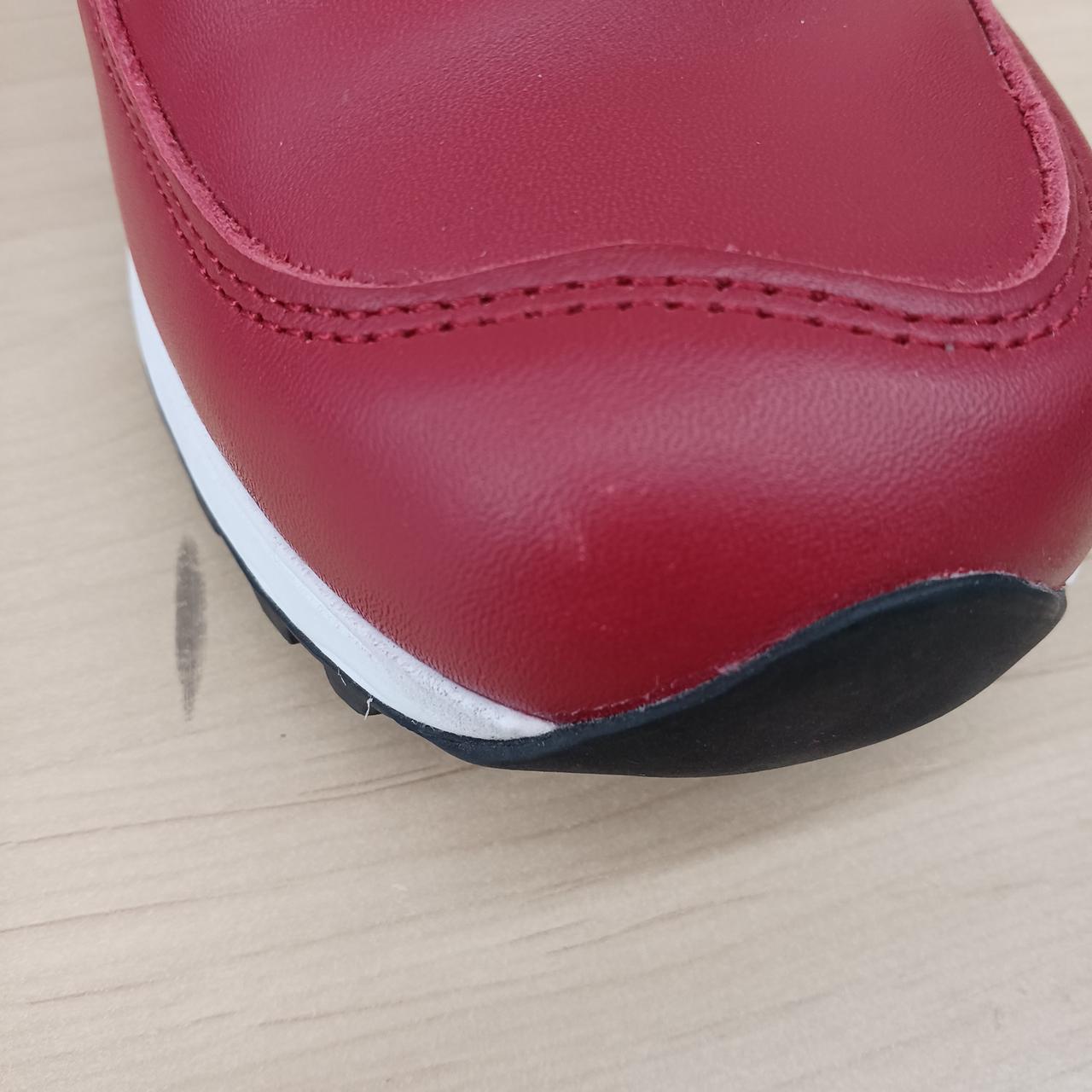 左足　つま先部分
