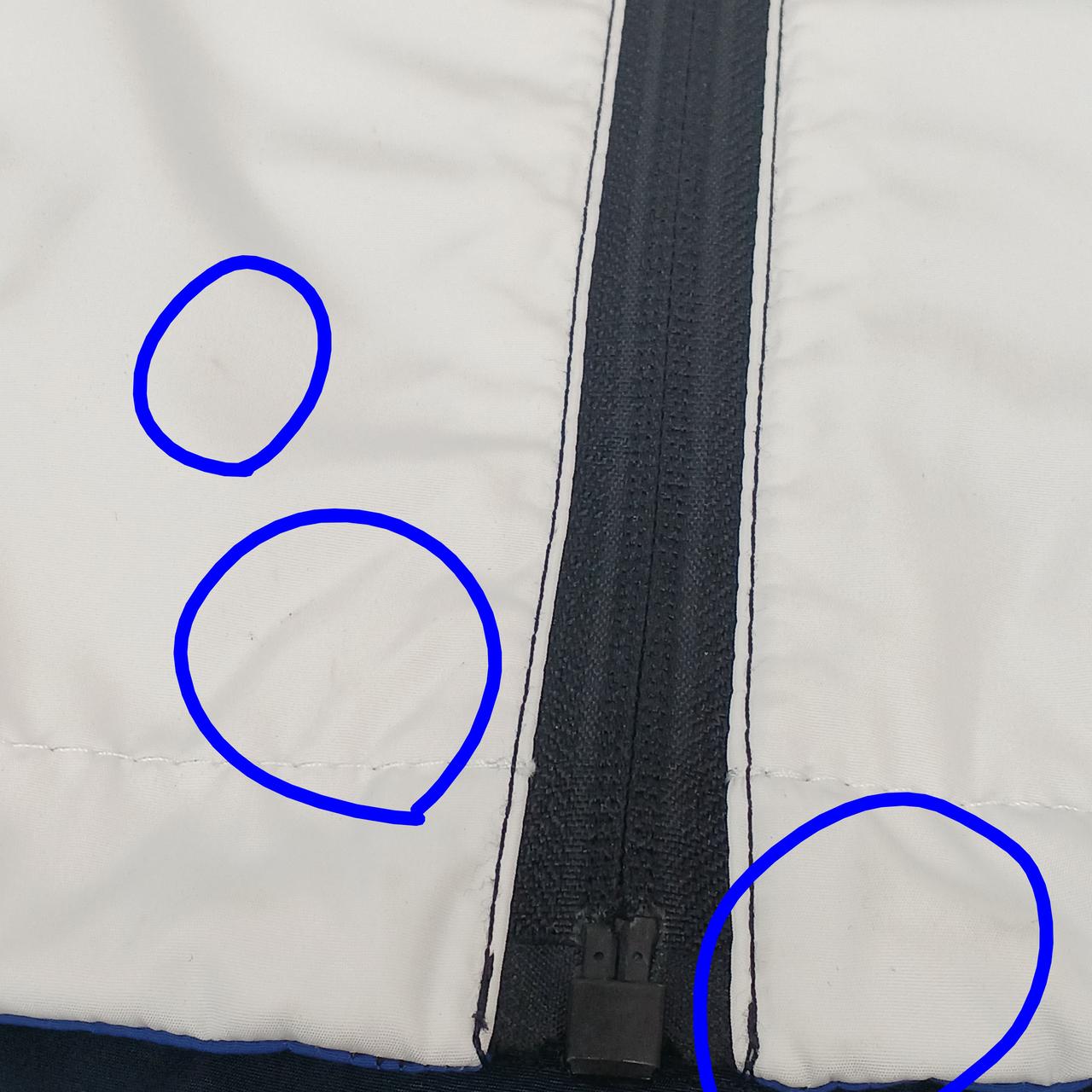 数ヶ所汚れあり