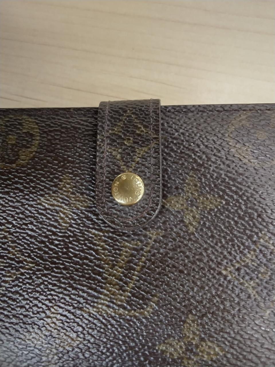 金具変色あります