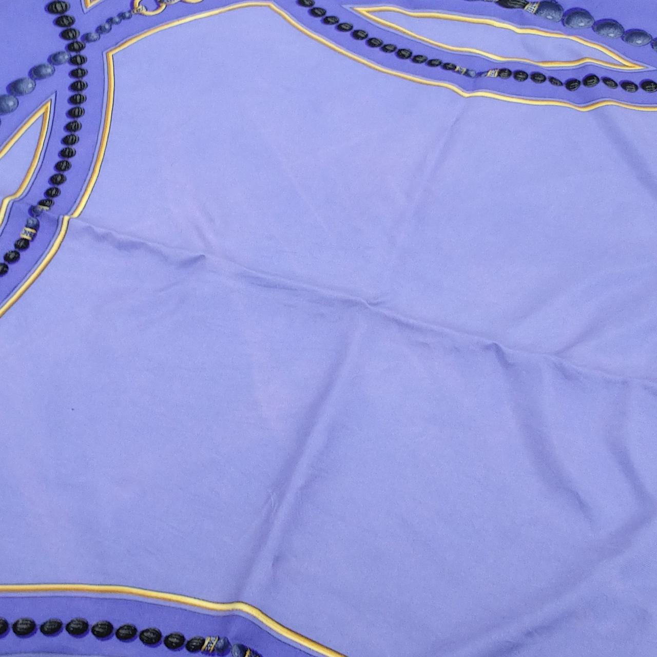 中央色あせ・変色あり