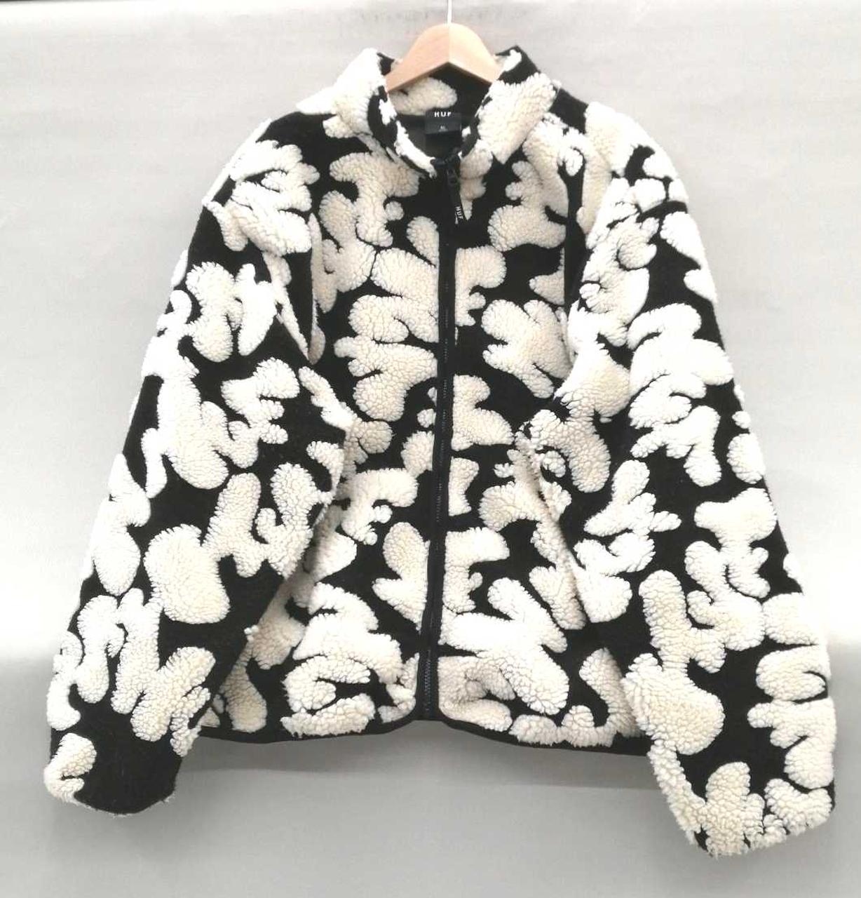 折り畳んで配送します。