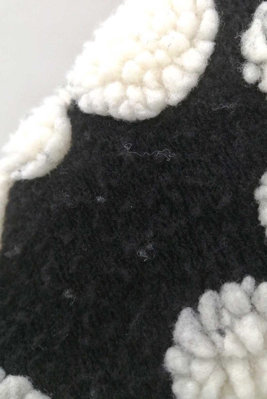 黒地部分の毛玉の状態