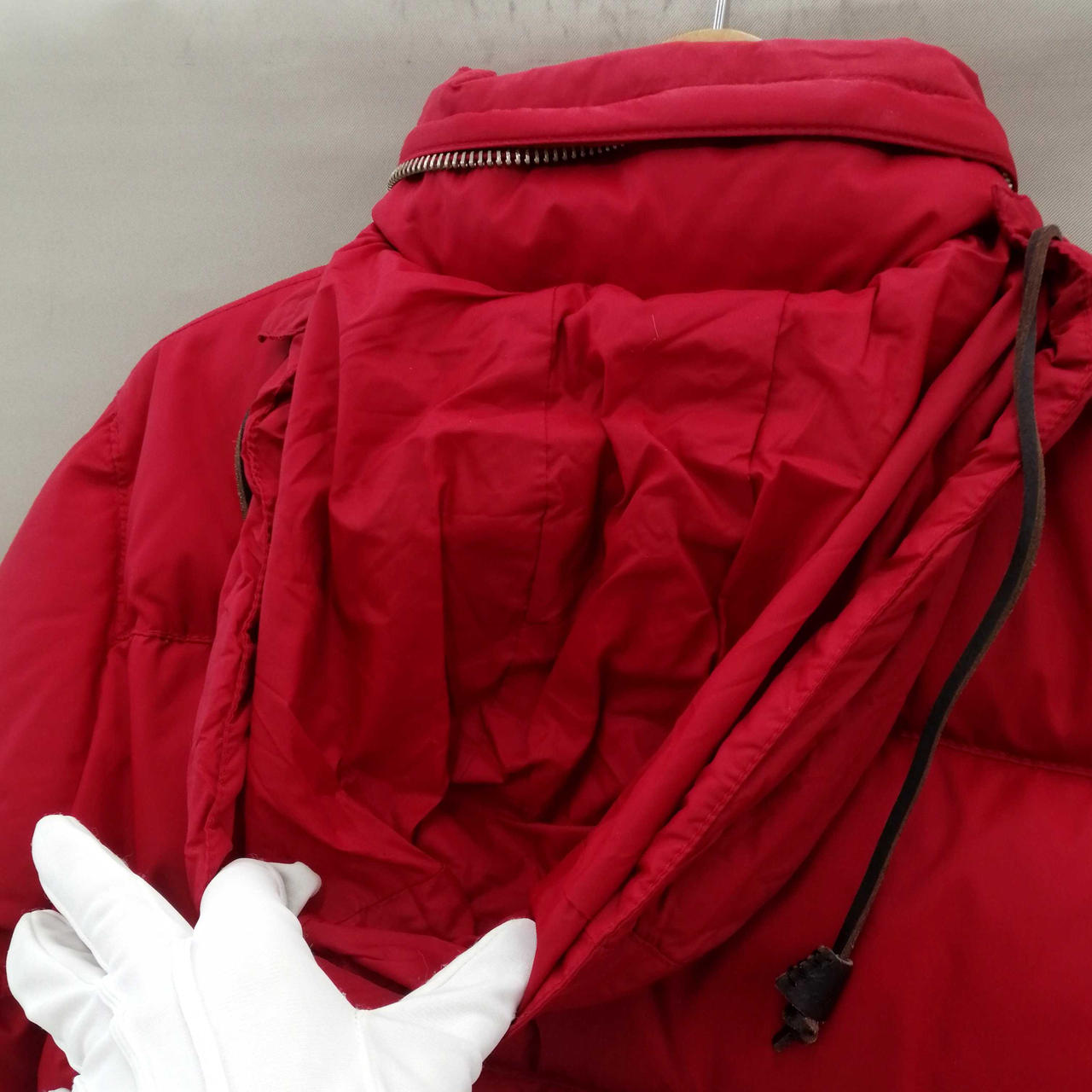 フード収納可能