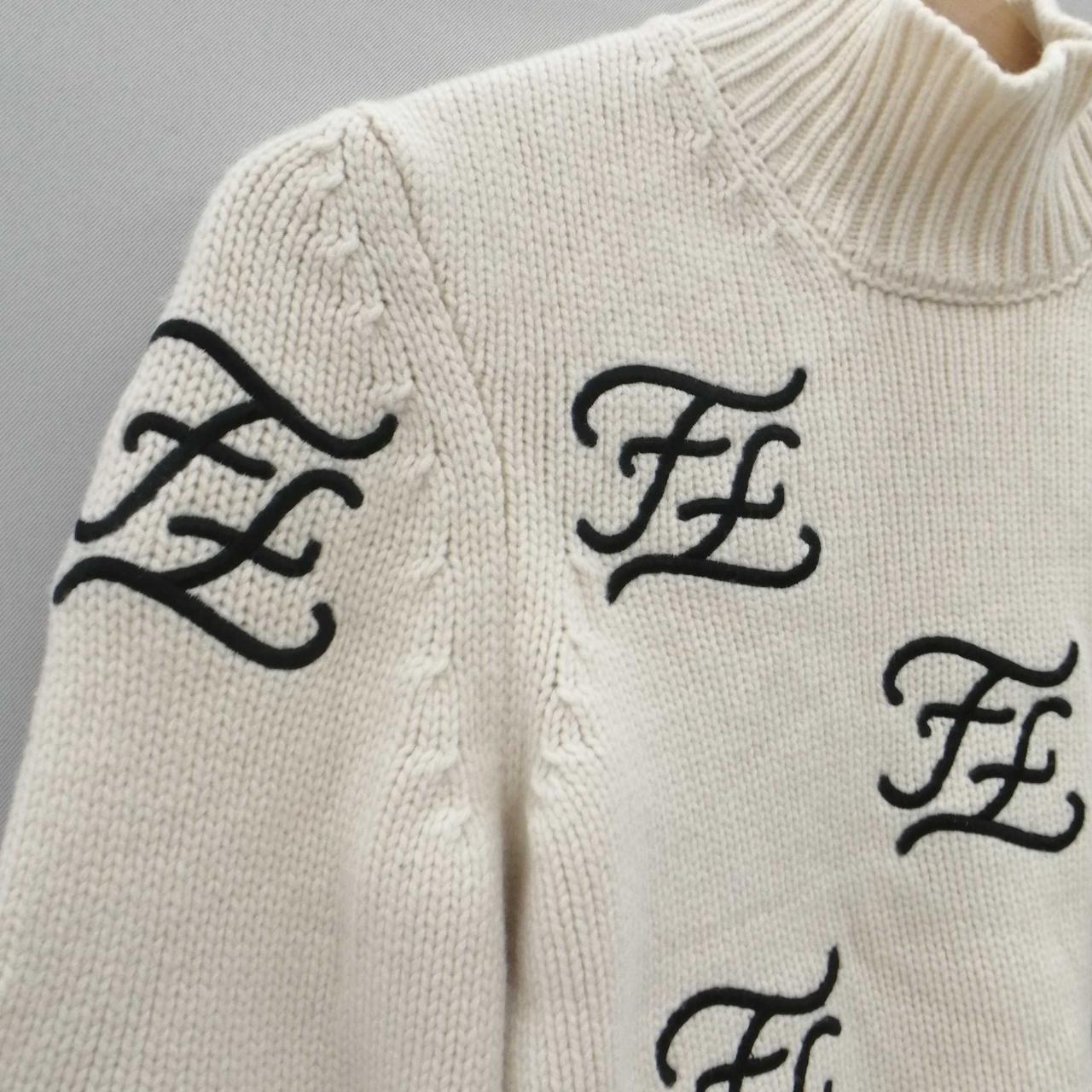 フェンディ(FENDI)|カリグラフィ ウール ハイネックニット|【ハード
