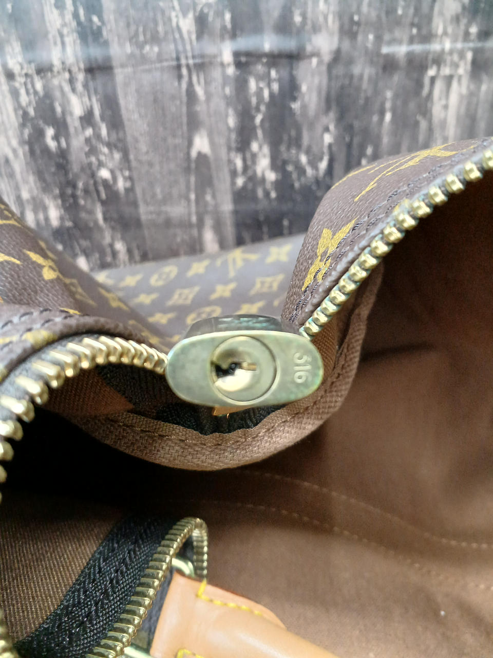 【美品】ルイヴィトンLOUIS VUITTON キーポル60モノグラムストラップ モノグラム キーポル・バンドリエール60 詳細情報とお値段【ルイ