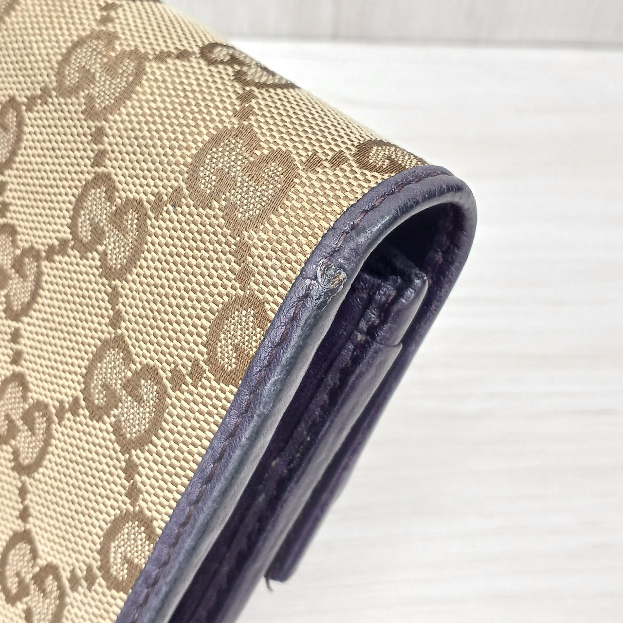 GUCCI 長財布 美品 値下げしたばかり! GUCCI グッチ 長財布 レディース スクリプト ジップアラウンド