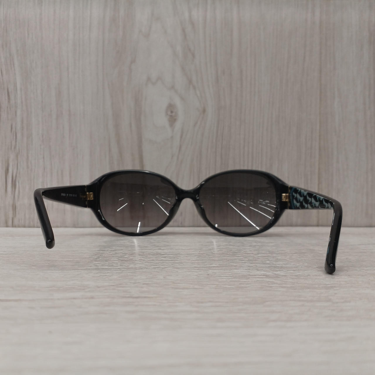 左テンプル歪みあり