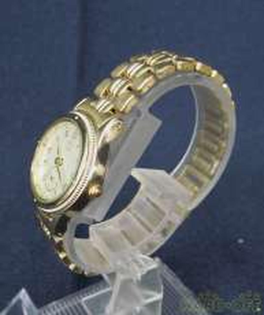 腕回り小さいです